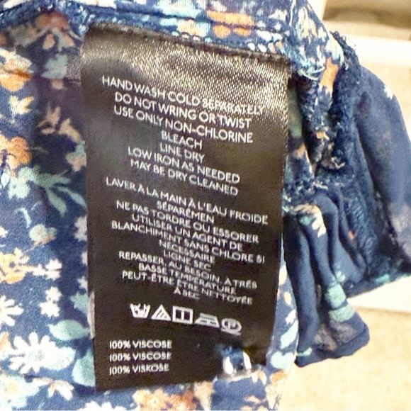 MAEVE CLAIRE BLACK BAT WING PULLOVER SIZE SMALL - Picture 10 of 11